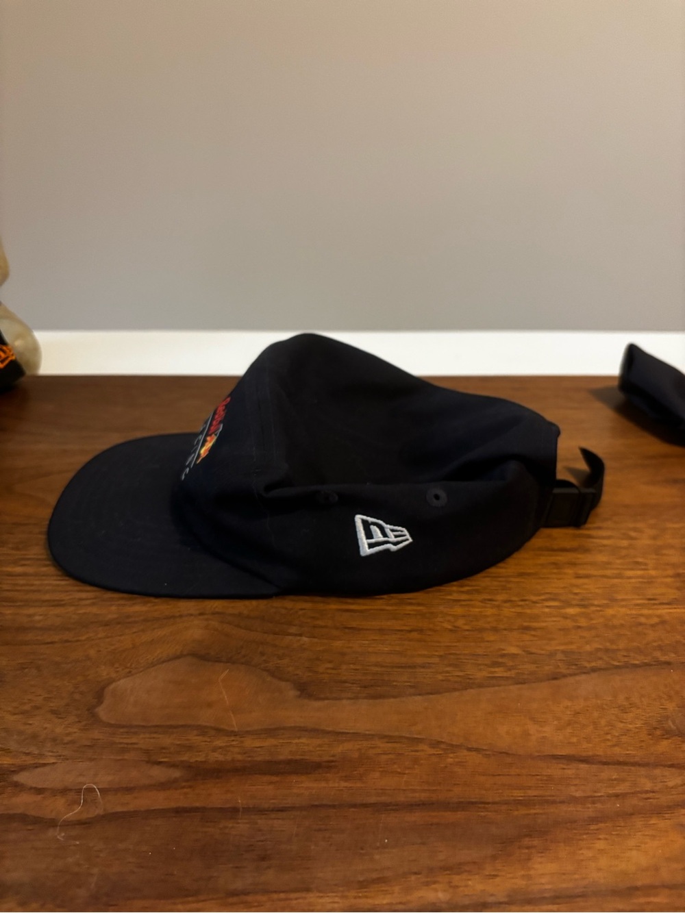 Oracle Red Bull Racing Hat - Picture 2 of 3